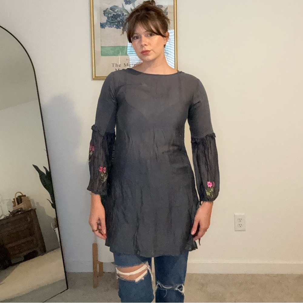 Aratta Embroidered Tunic Top Gray Long Sleeve Boho Style Small